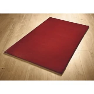 B&M Aspen Faux Fur Rug 60 X 110cm - Deep Red 3 B&M Aspen Faux Fur Rug 60 X 110cm - Deep Red