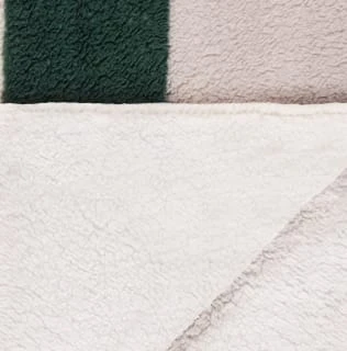 B&M Highland Green Check Sherpa Doublesided Throw 6 B&M Highland Green Check Sherpa Doublesided Throw - Image 4