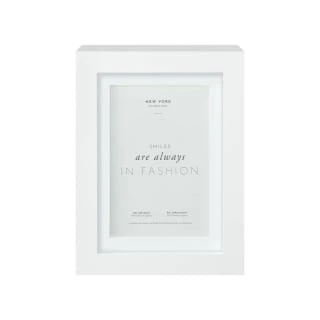 B&M New York Box Photo Frame - 4 X 6" - White 4 B&M New York Box Photo Frame - 4 X 6" - White - Image 2